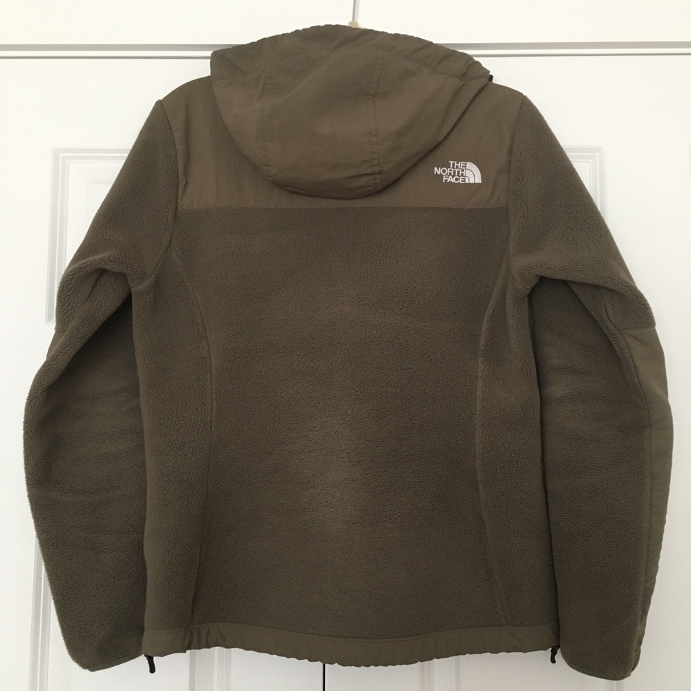 The North Face Green Hooded Jacket - Picture 2 of 6